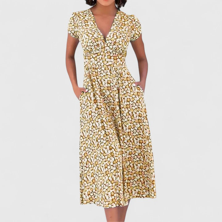 HUILING | Midi dress with heart neckline