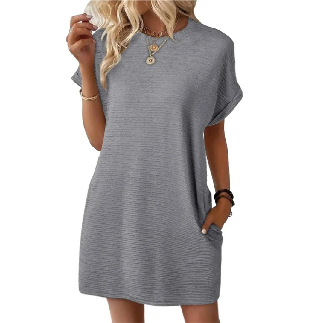 CLARA | Minimalist round neck dress