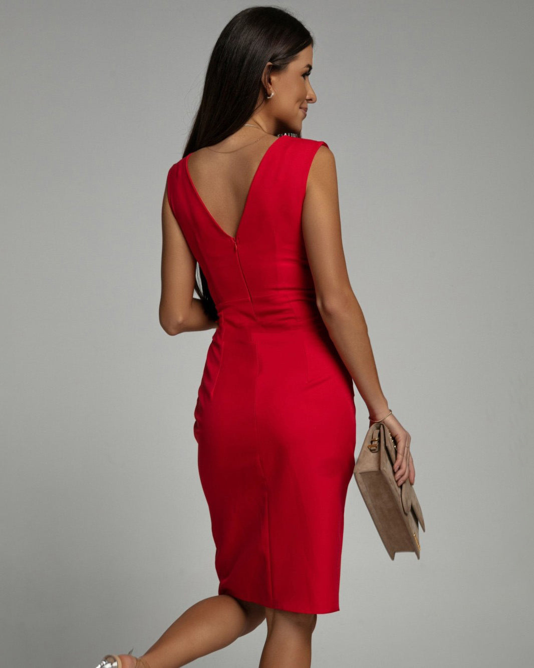 VALERIE | Fitted dress with V-neck