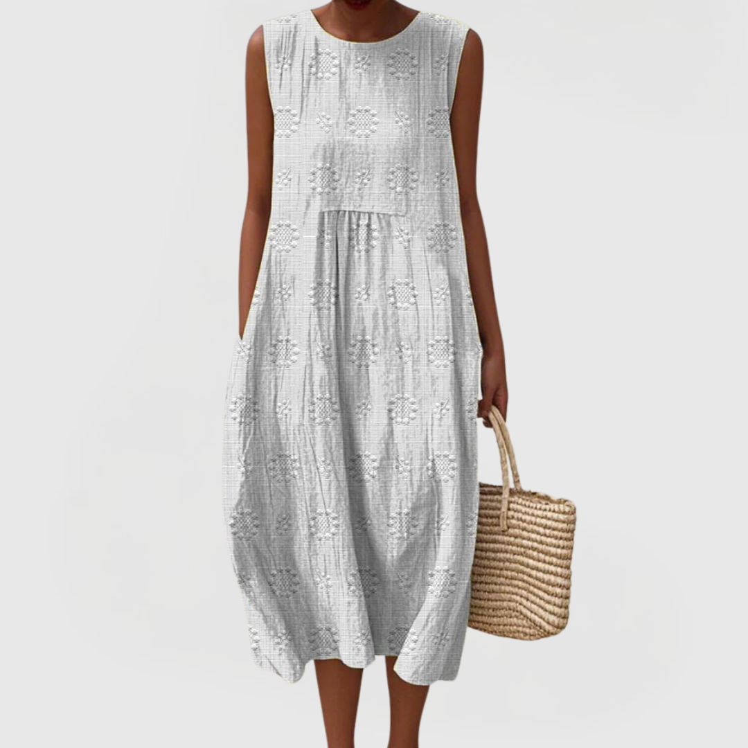 TERESA | Sleeveless dress with embroidery