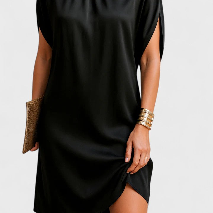 SITI | V-neck figure-flattering dress